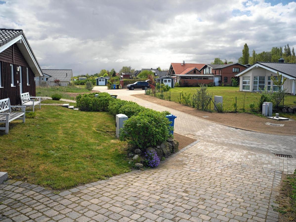 Dänische Ferienhäuser am Salzhaff Haus Pacific Poel Exterior foto