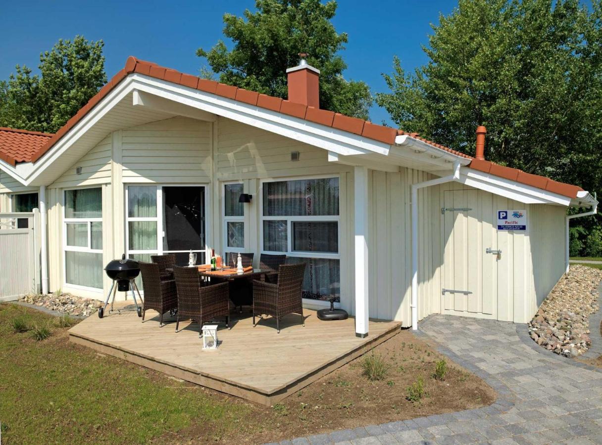 Dänische Ferienhäuser am Salzhaff Haus Pacific Poel Exterior foto